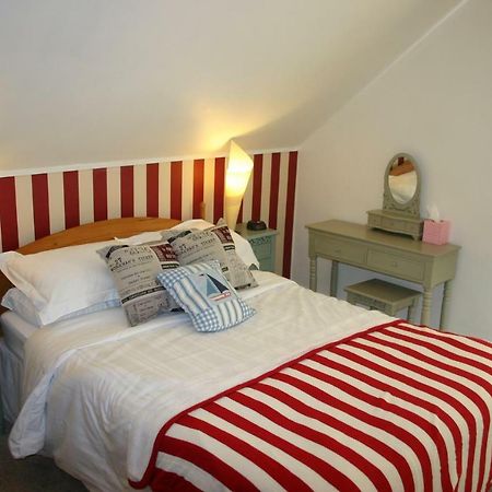 Cambridge House Guest House Eastbourne Bilik gambar