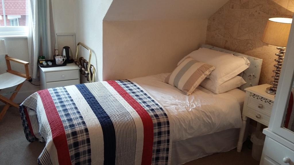 Cambridge House Guest House Eastbourne Bilik gambar