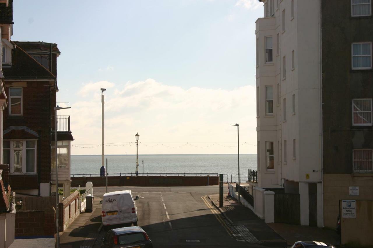 Cambridge House Guest House Eastbourne Bilik gambar